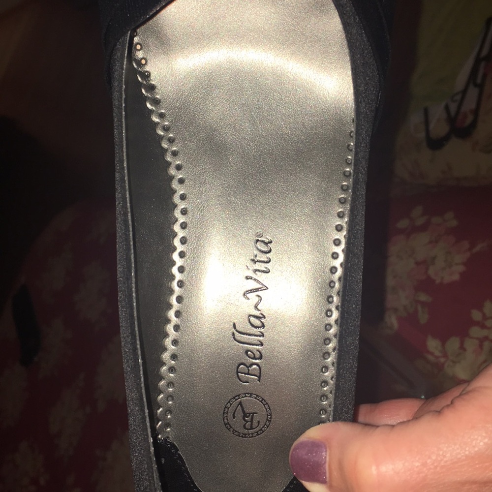 Heals - Picture 6 of 6